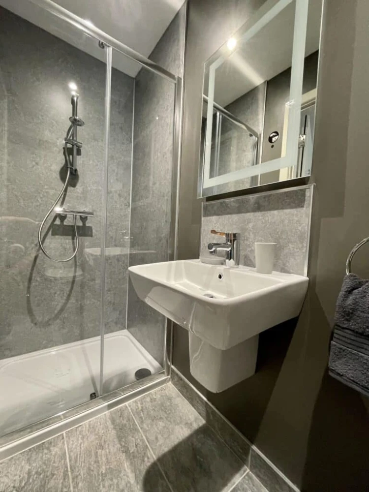 Rostrevor Mountain Lodge Accommodation